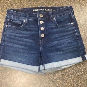 American eagle shorts size 8